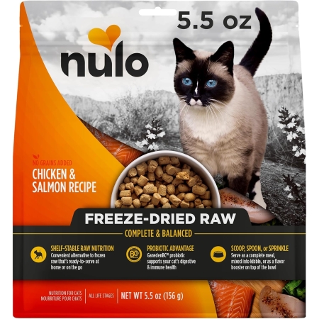 Nulo Freestyle Freeze-Dried Raw, Ultra-Rich Grain-Free Dry Cat Food for All Breeds and Life Stages with BC30 Probiotic for Digestive and Immune Health, Chicken & Salmon, 5.5 Ounce